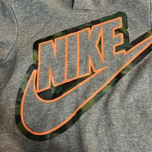 Nike sweatshirt and pants size 7